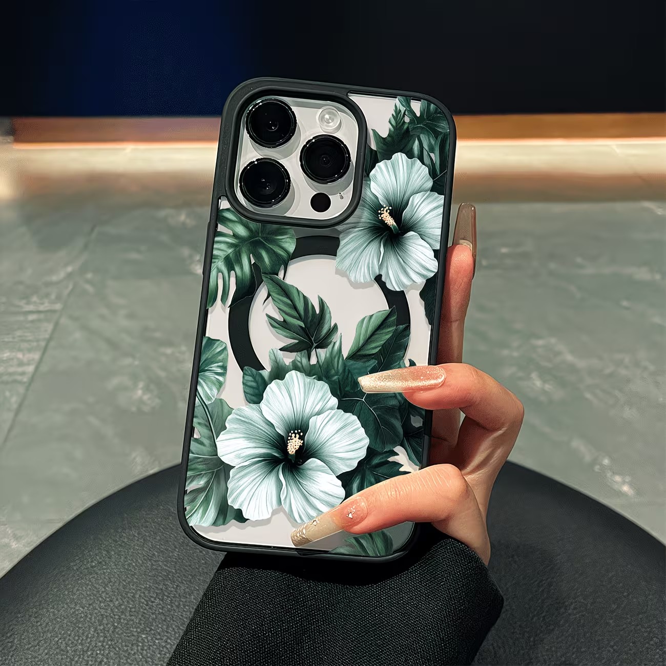 グリーンフローラルプリントのiPhoneケース iPhone - Phone Cases Xr Iphone のレビューと価格